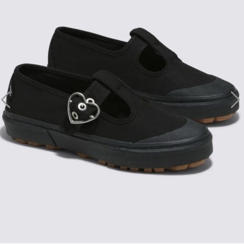 NEW VANS STYLE 93 SOLID Black Mary Jane Sneakers with Silver Heart Buckle